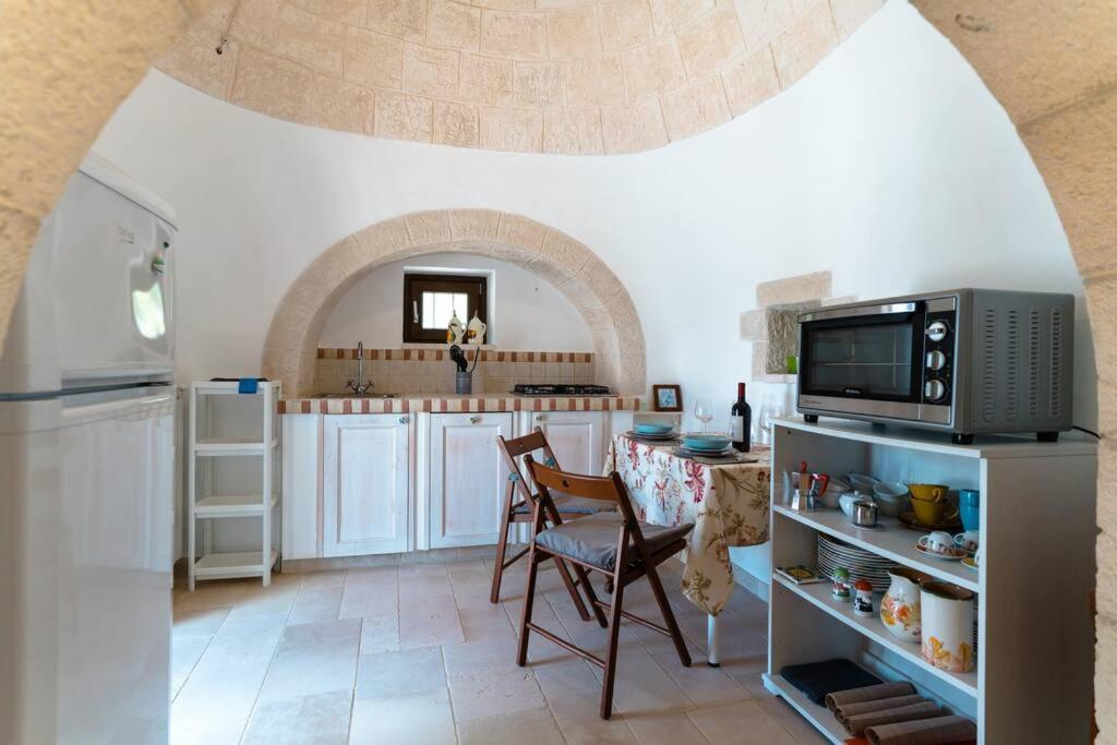 Вилла Trullo Caelum Альберобелло Экстерьер фото